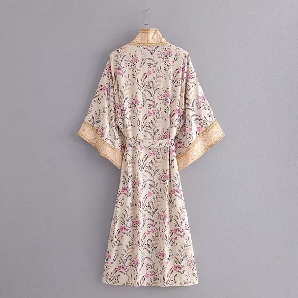 SOLD OUT Spring Meadows Bohemian Kimono Coverup Robe - Picture 3 of 5